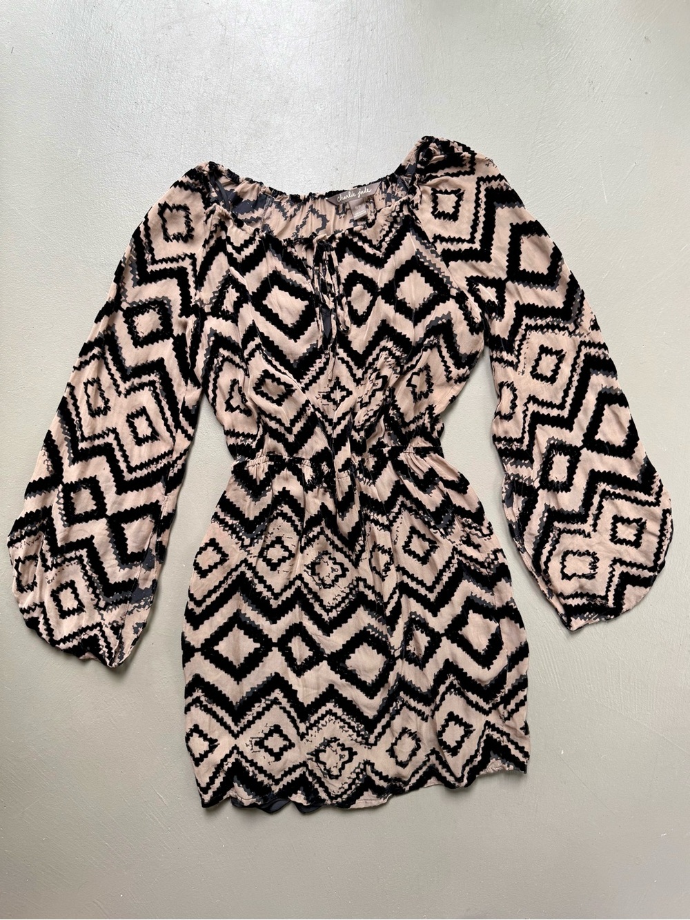 charlie jade Tan and Black Geometric Long Sleeve Dress